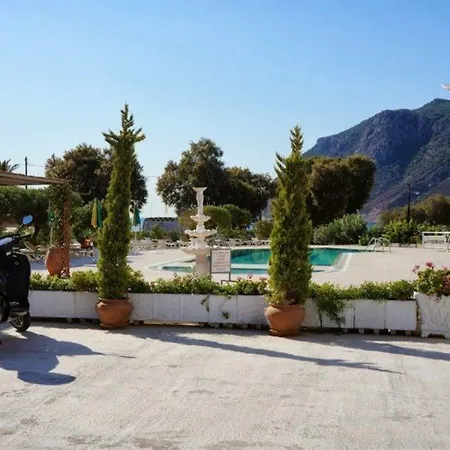 Kokalakis Отель 2*